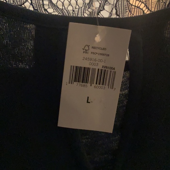 NEW! Banana Republic long sleeve shirt with lace top. - Picture 3 of 4